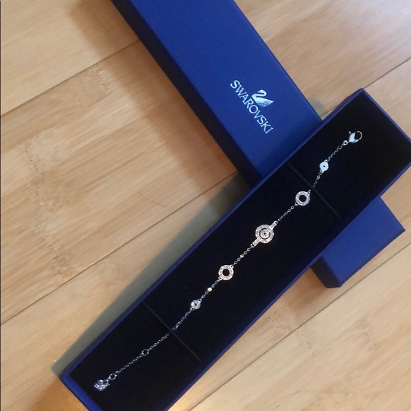 Swarovski Bracelet - Picture 2 of 2